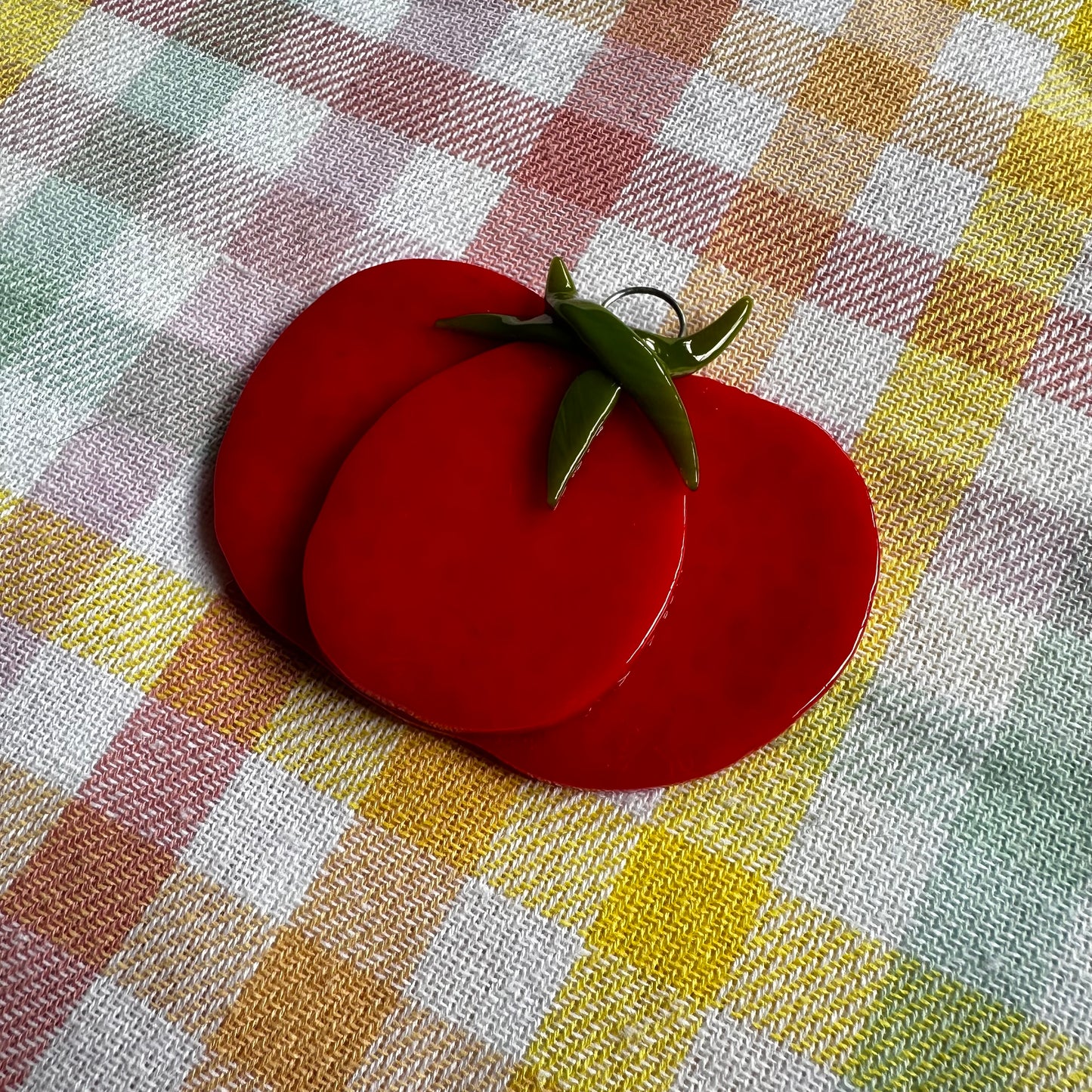Fused Red Tomato (A)