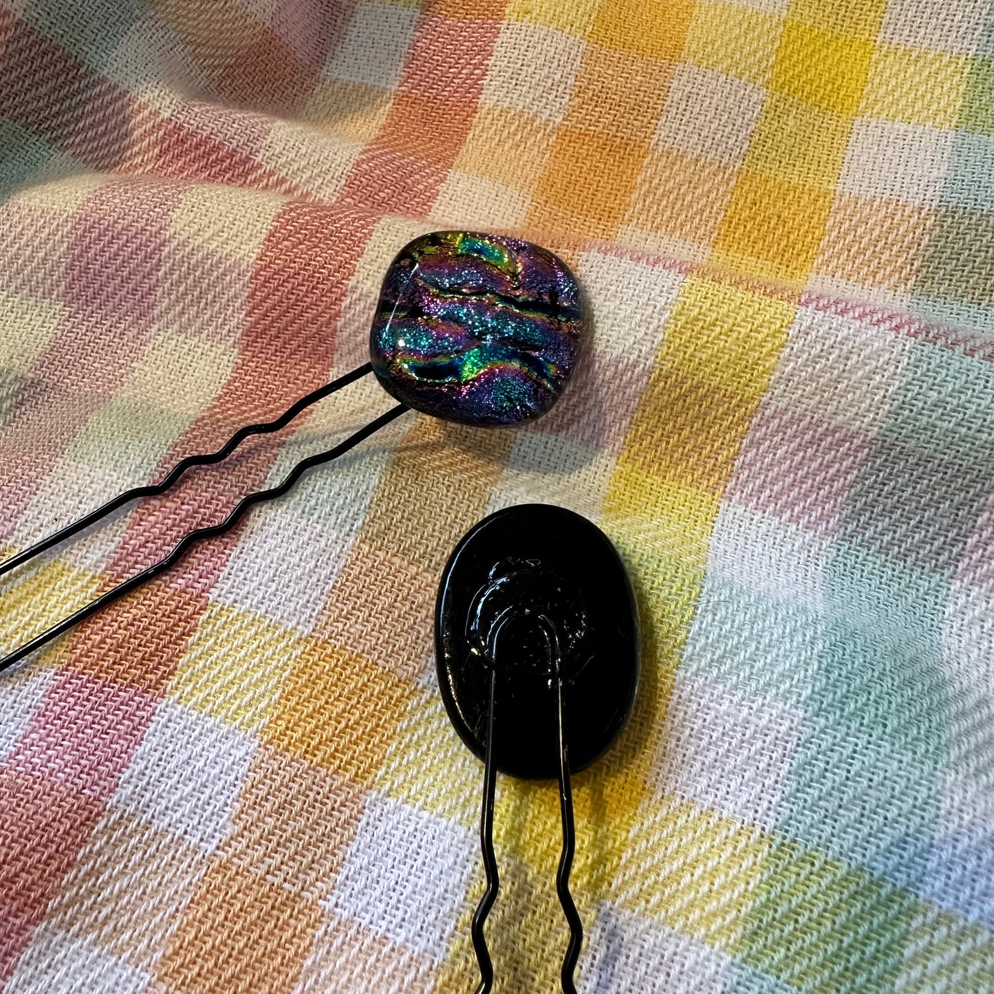 Dichro Hair Pin