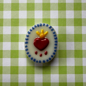 Cream Dotted Sacred Heart Cutie