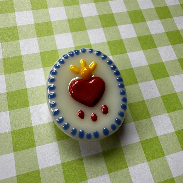 Cream Dotted Sacred Heart Cutie