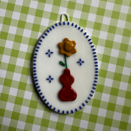 Red Vase with Daffodil Cutie Plaque