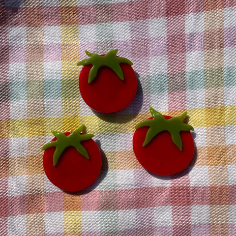Red Large Cherry Tomato Magnet