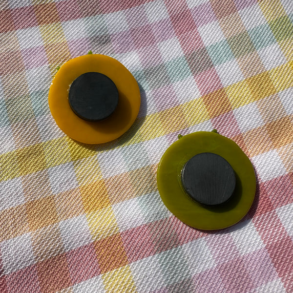 Green and Yellow Large Cherry Tomato Magnet